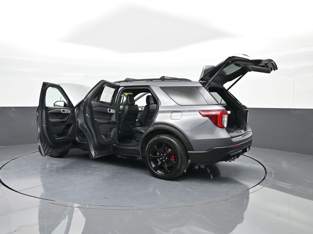 Vehicle image 37 of 53