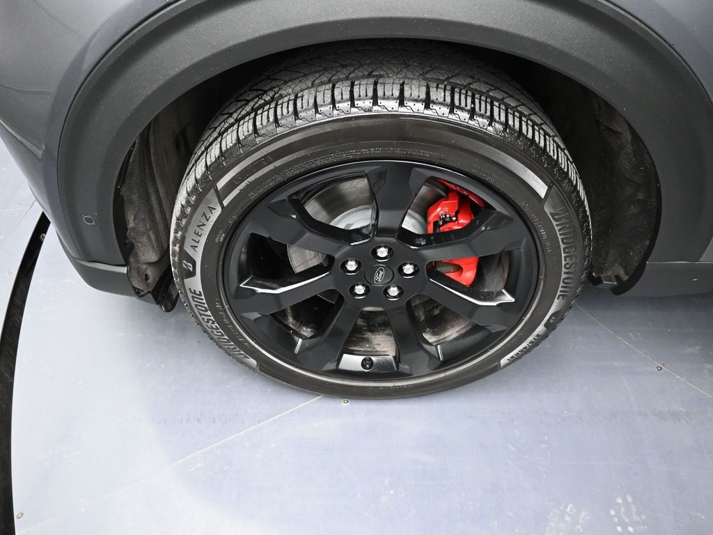 Vehicle image 31 of 53