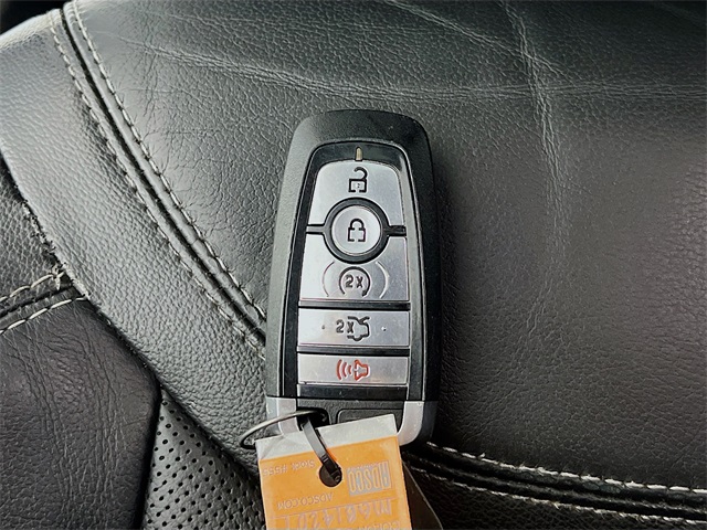 Vehicle image 35 of 43