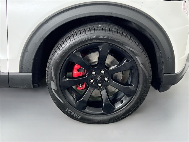 Vehicle image 10 of 43