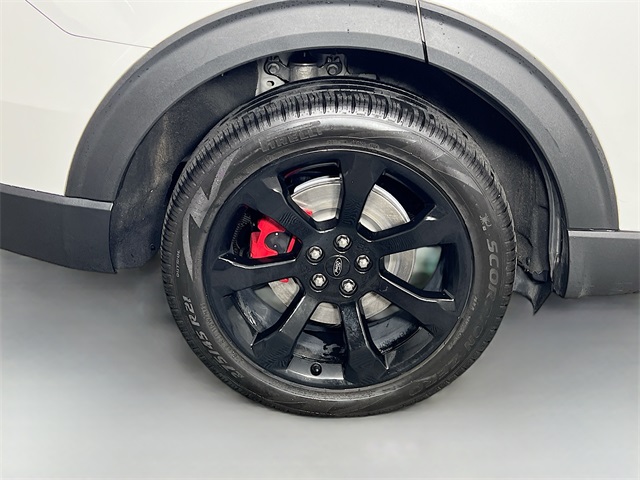 Vehicle image 11 of 43