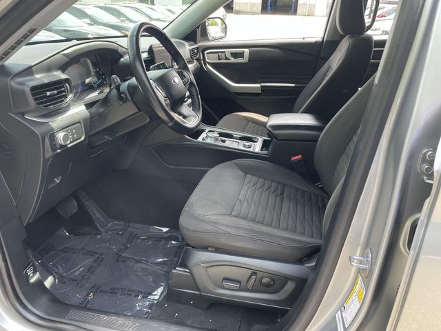 Vehicle image 20 of 35