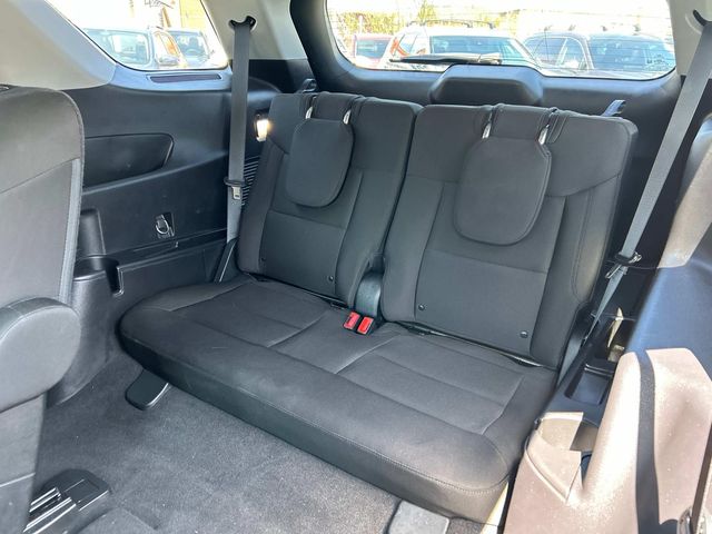 Vehicle image 11 of 31