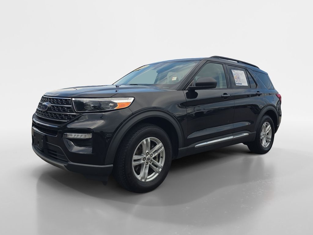2021 Ford Explorer XLT Image 1 of 25