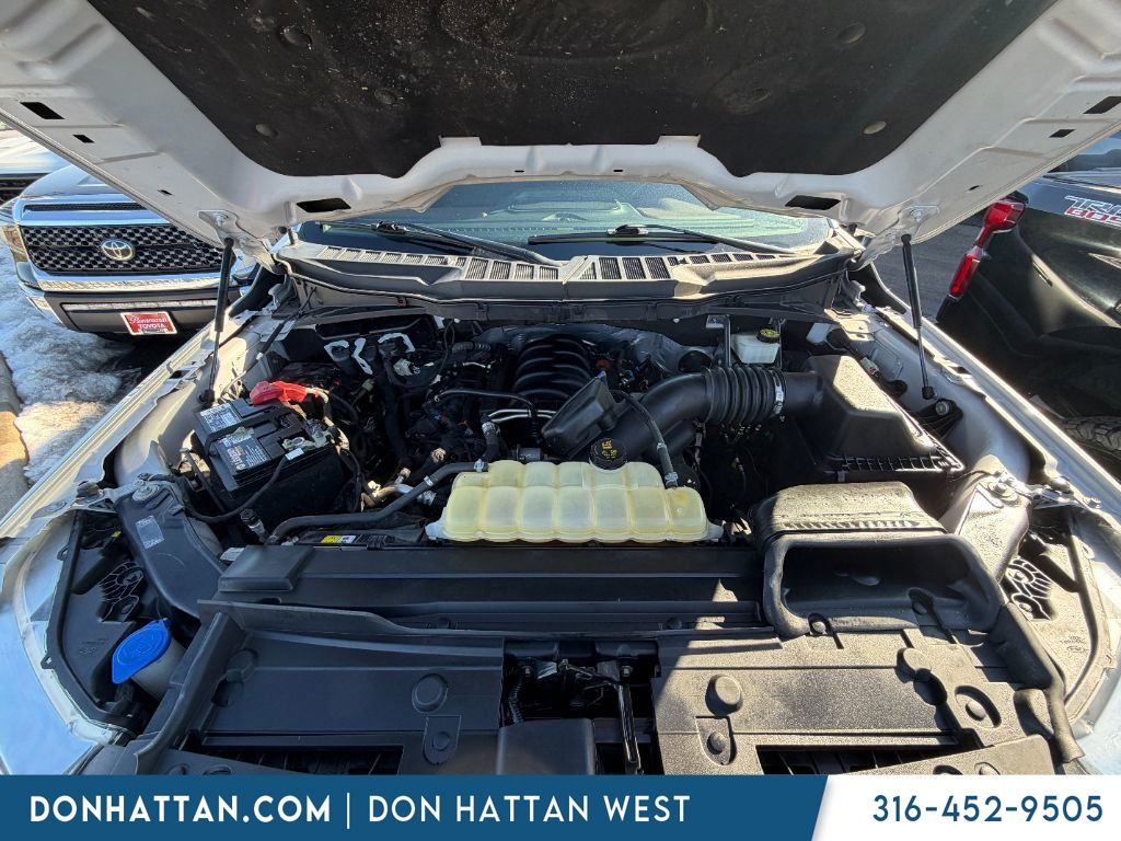 2021 Ford F-150 Lariat Image 3 of 11