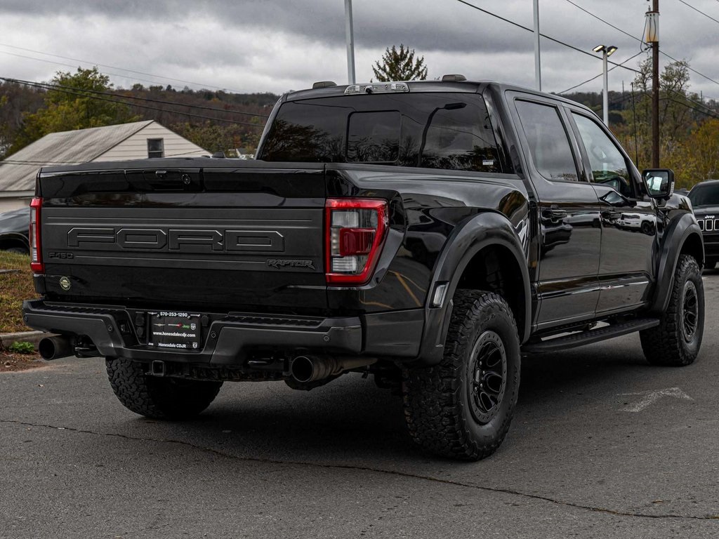 2021 Ford F-150 Raptor Image 4 of 40
