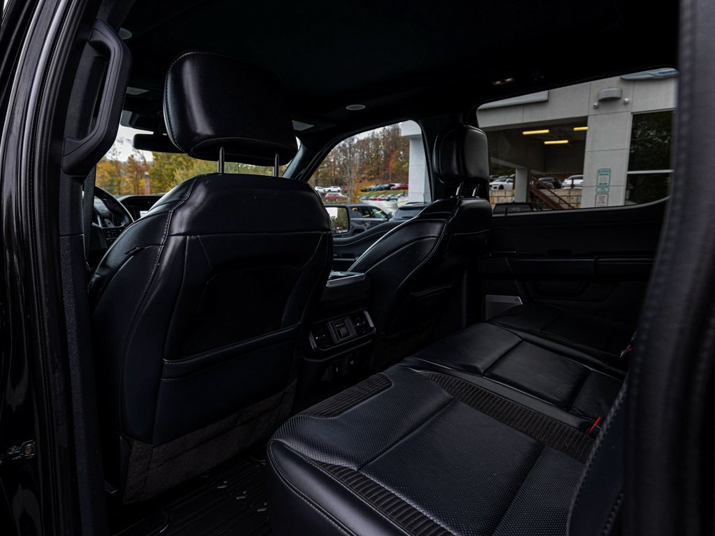 2021 Ford F-150 Raptor Image 21 of 40