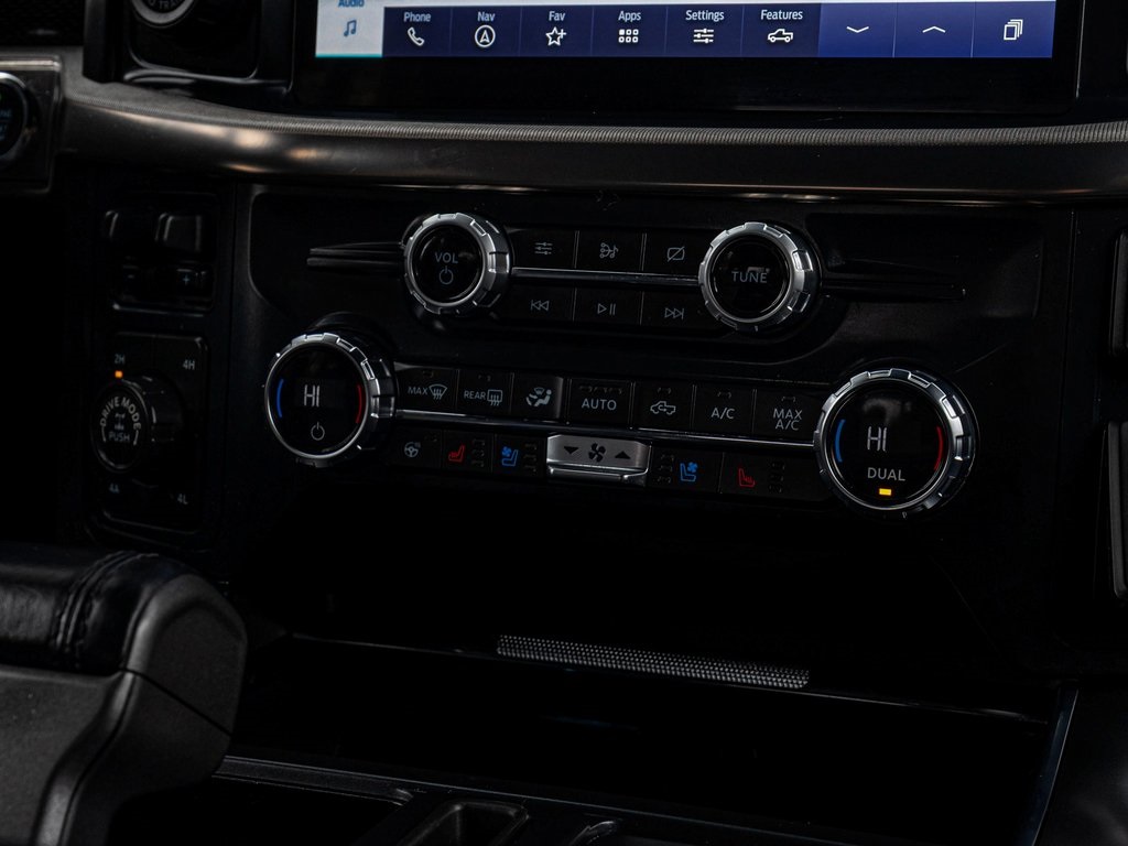 2021 Ford F-150 Raptor Image 36 of 40