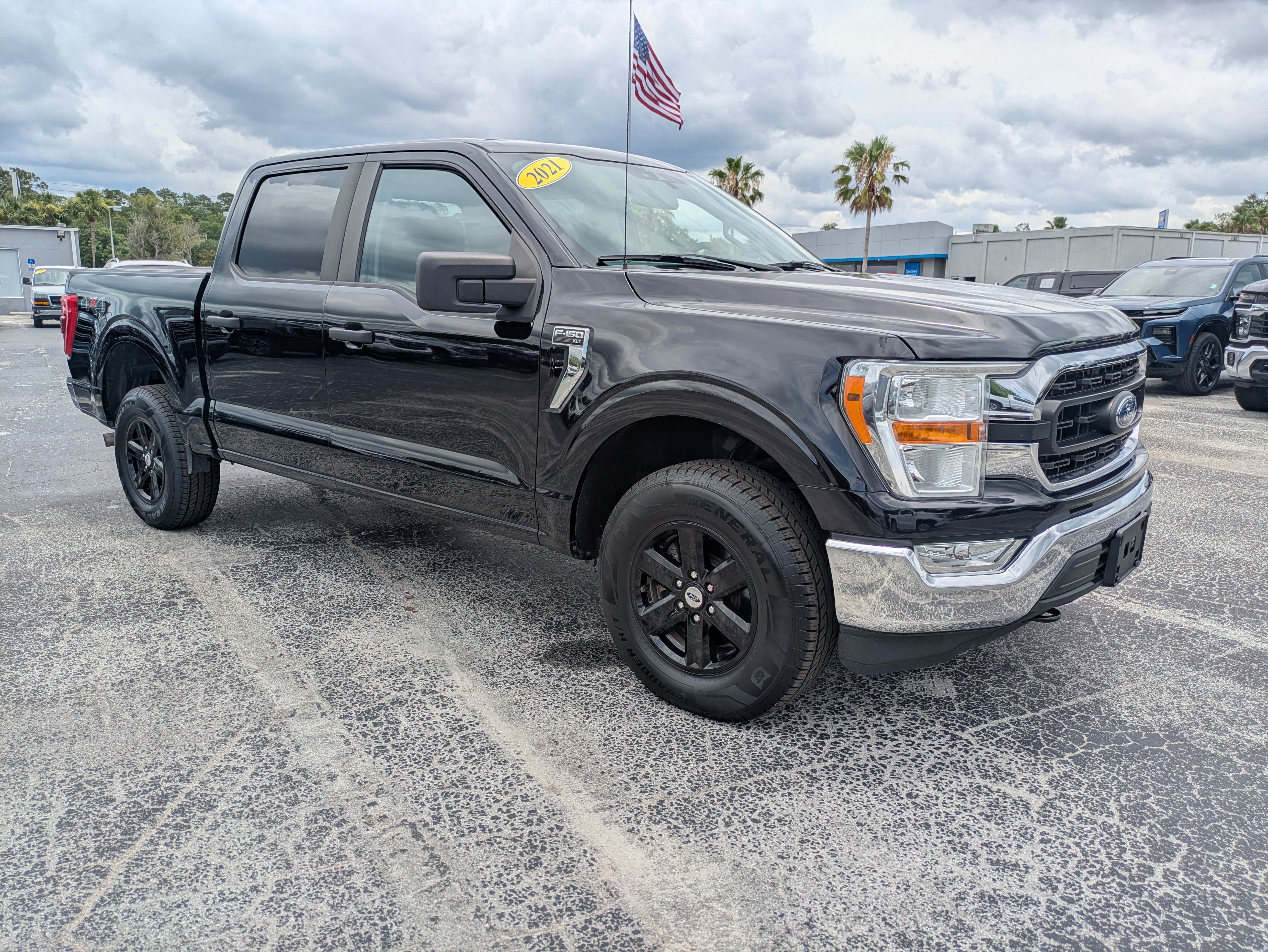 2021 Ford F-150 XL Image 3 of 26