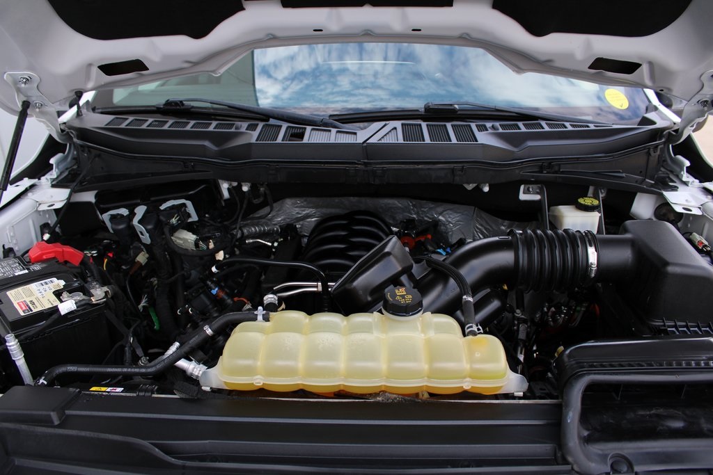 Vehicle image 9 of 37