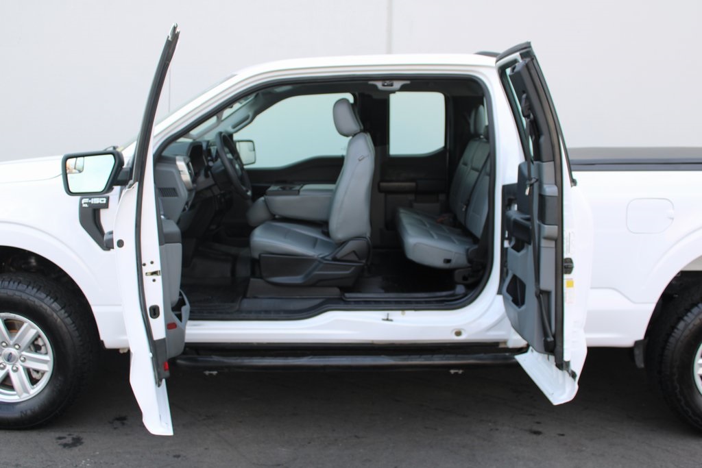 Vehicle image 2 of 37