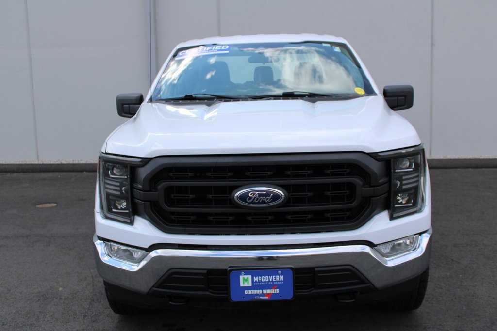 Vehicle image 3 of 37