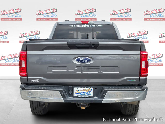 Vehicle image 4 of 33