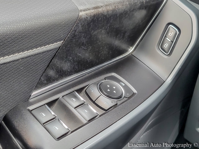 Vehicle image 11 of 33