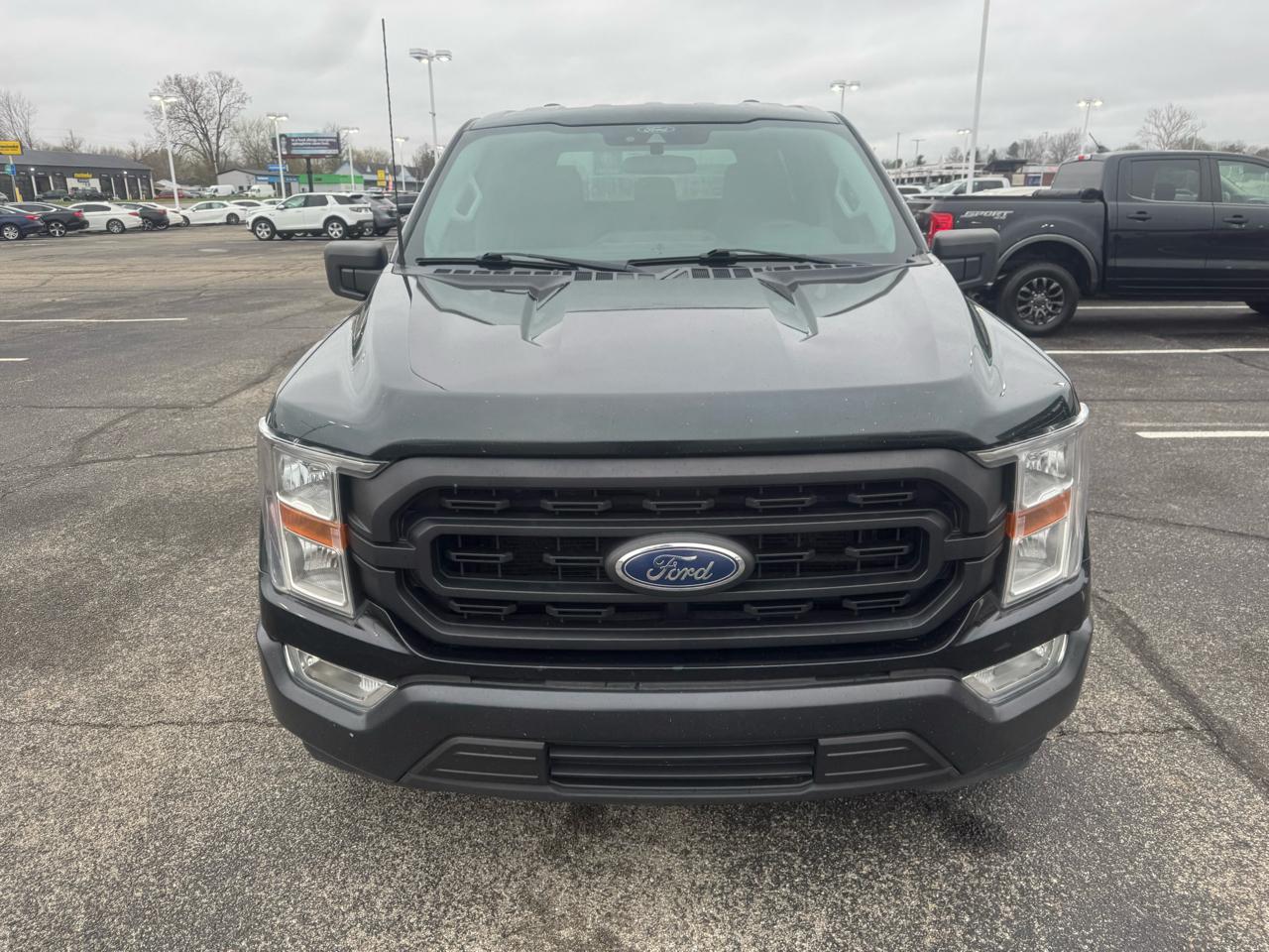 2021 Ford F-150 XL Image 3 of 46