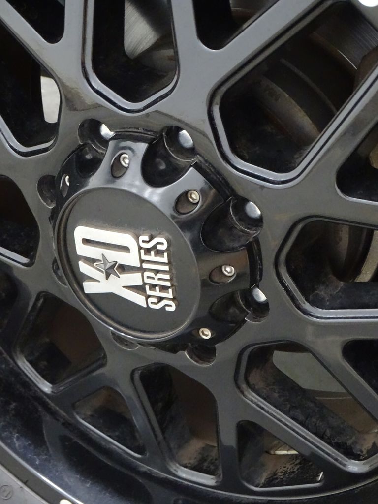 Vehicle image 40 of 50