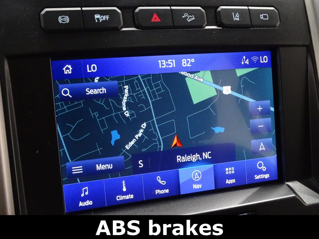 Vehicle image 8 of 50