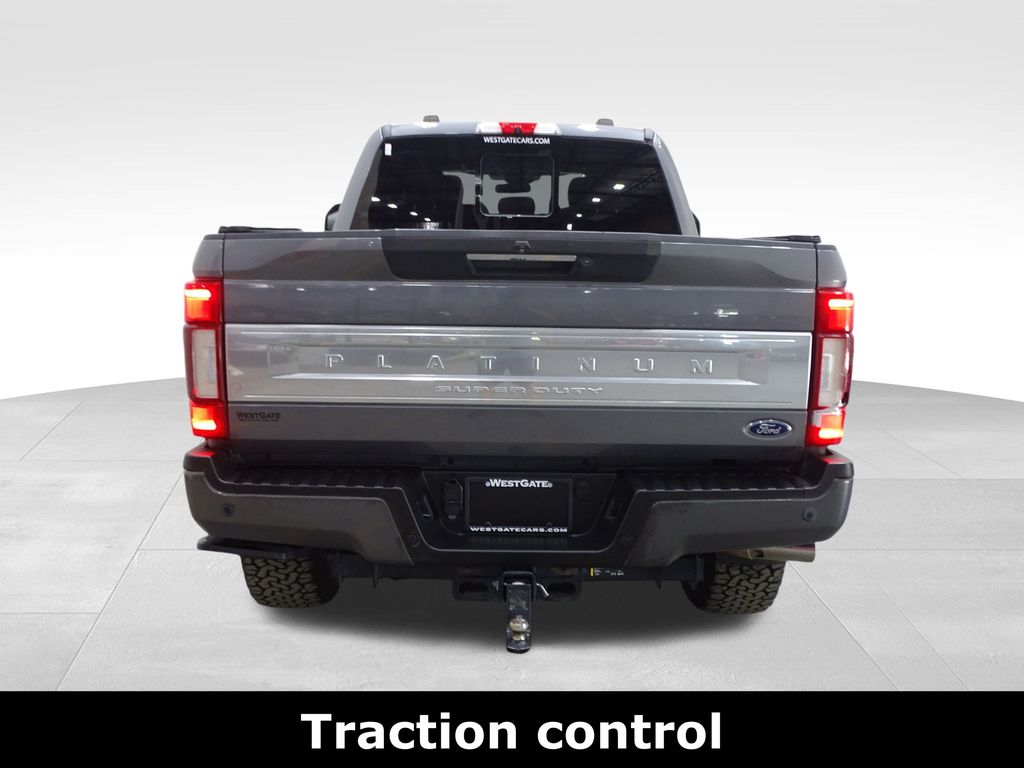 Vehicle image 5 of 50