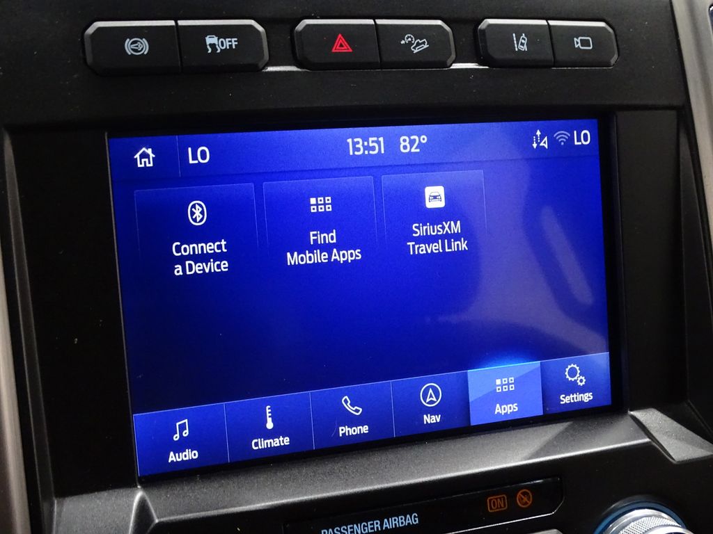 Vehicle image 33 of 50