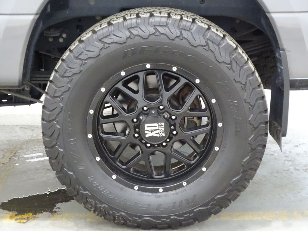 Vehicle image 38 of 50