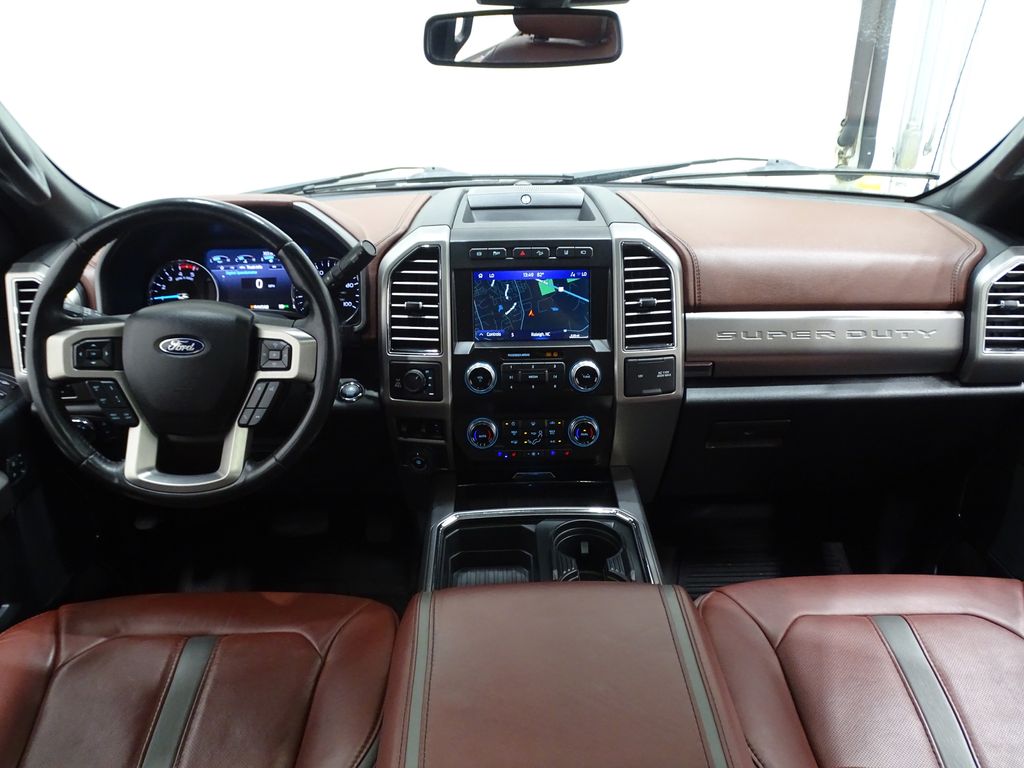 Vehicle image 28 of 50