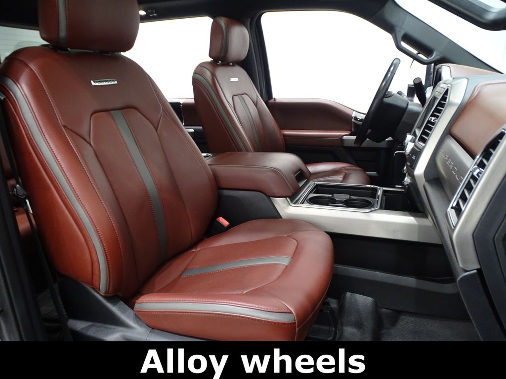 Vehicle image 14 of 50