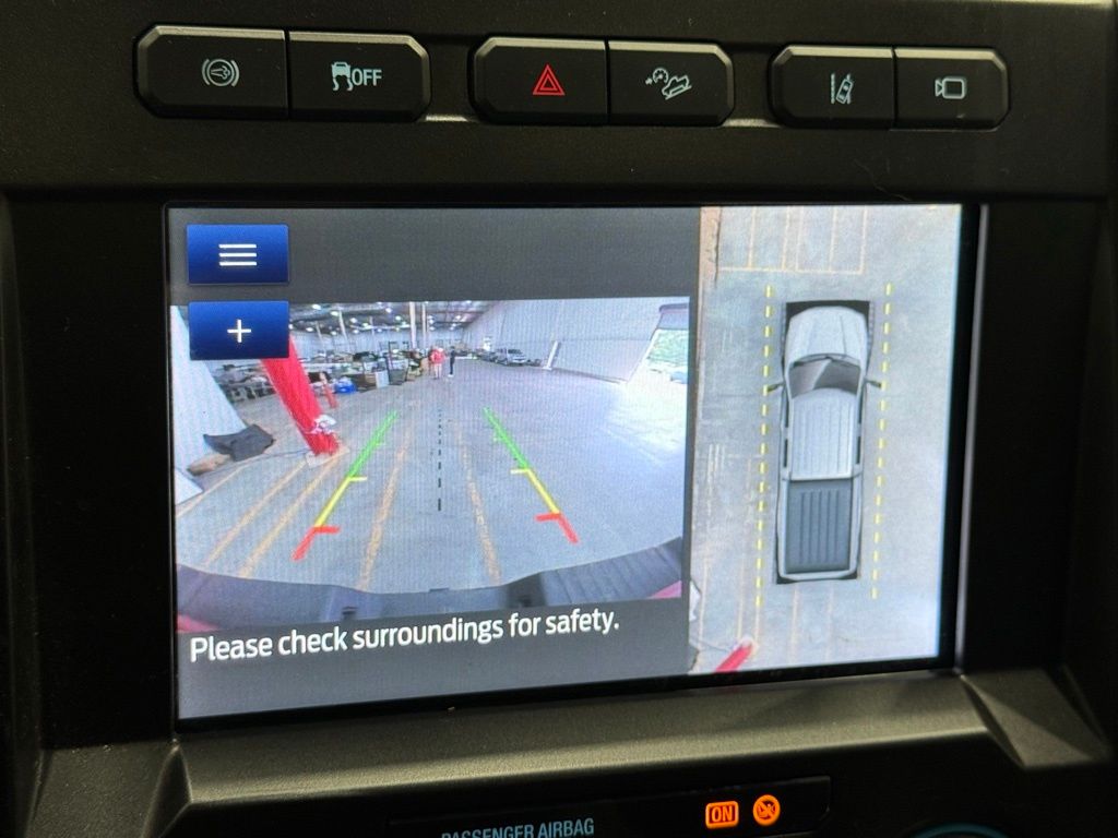 Vehicle image 8 of 48