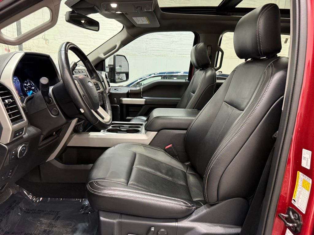 Vehicle image 10 of 48