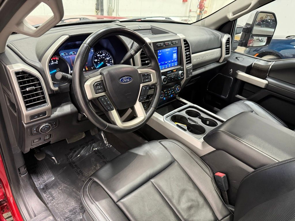 Vehicle image 22 of 48