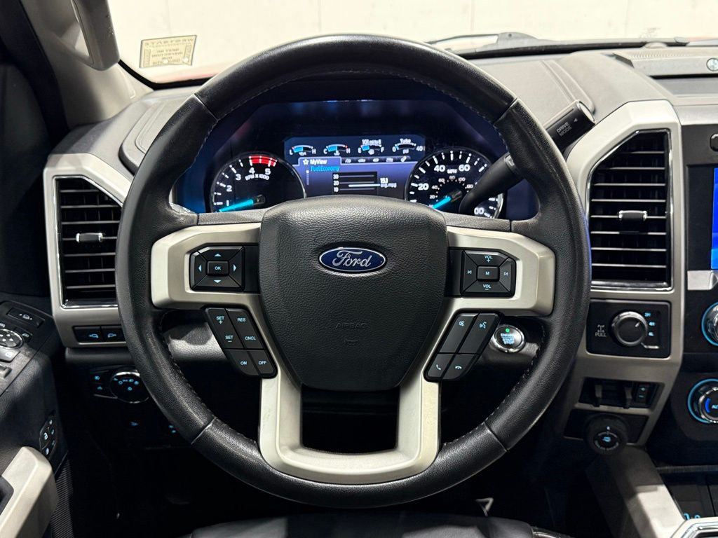 Vehicle image 23 of 48