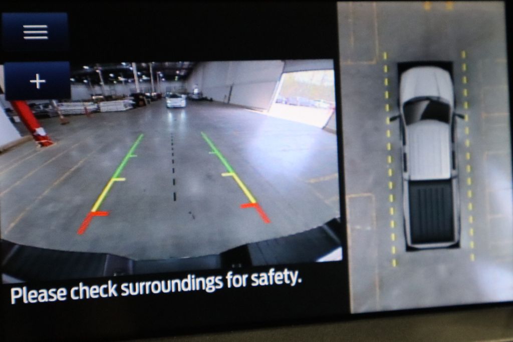 Vehicle image 9 of 40