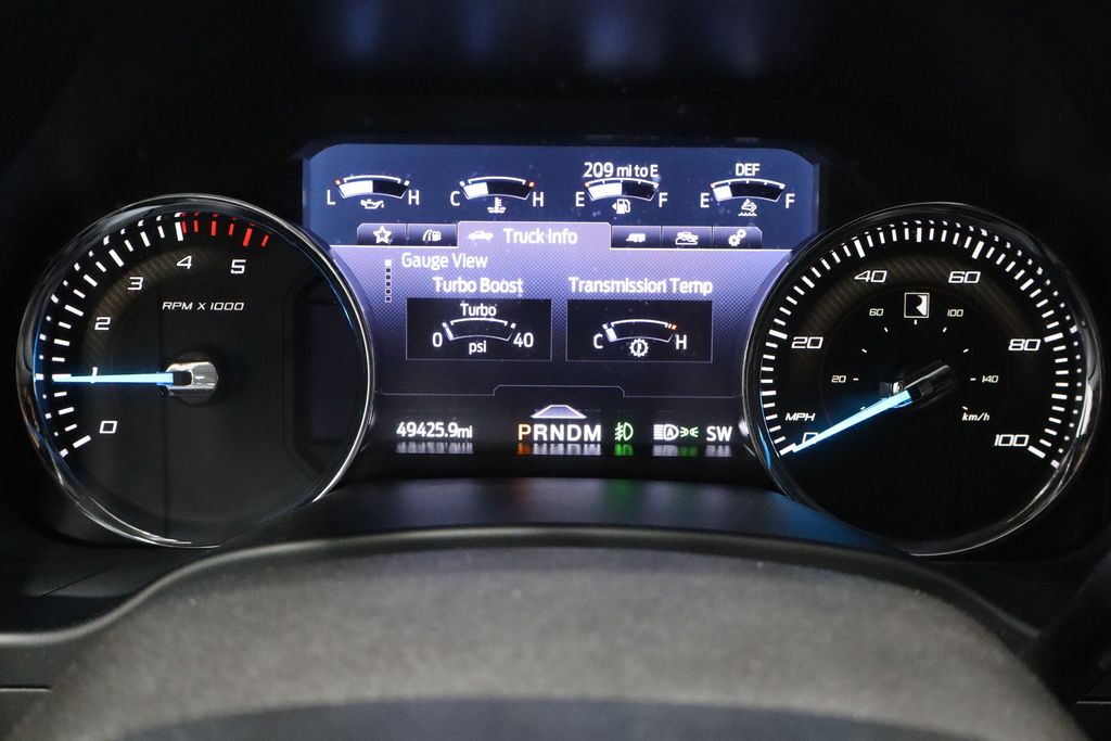 Vehicle image 23 of 40
