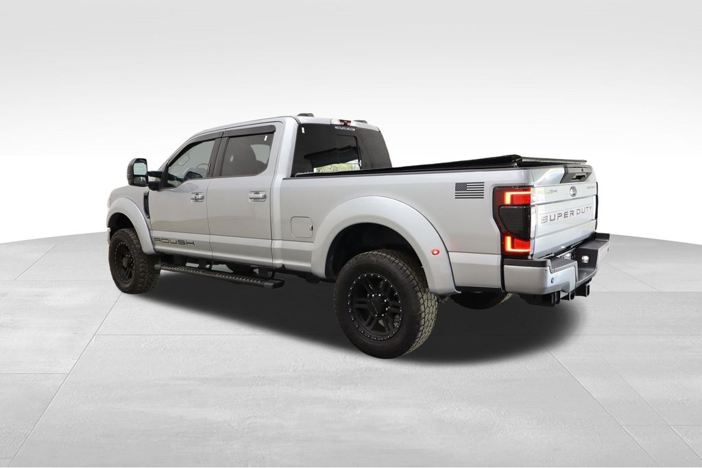 Vehicle image 7 of 40