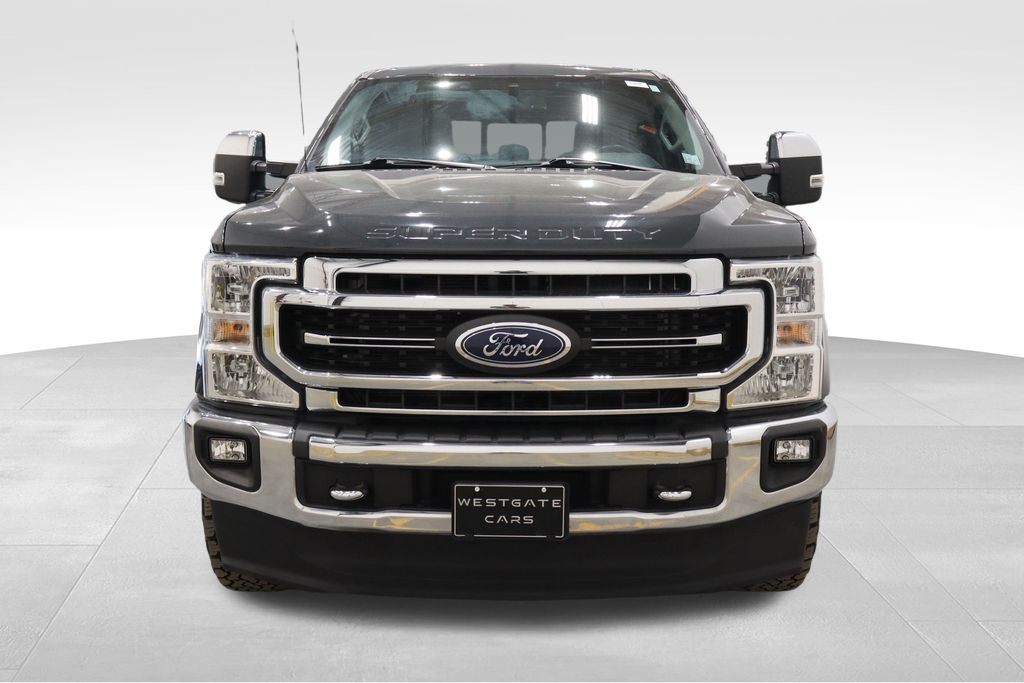 Vehicle image 3 of 42