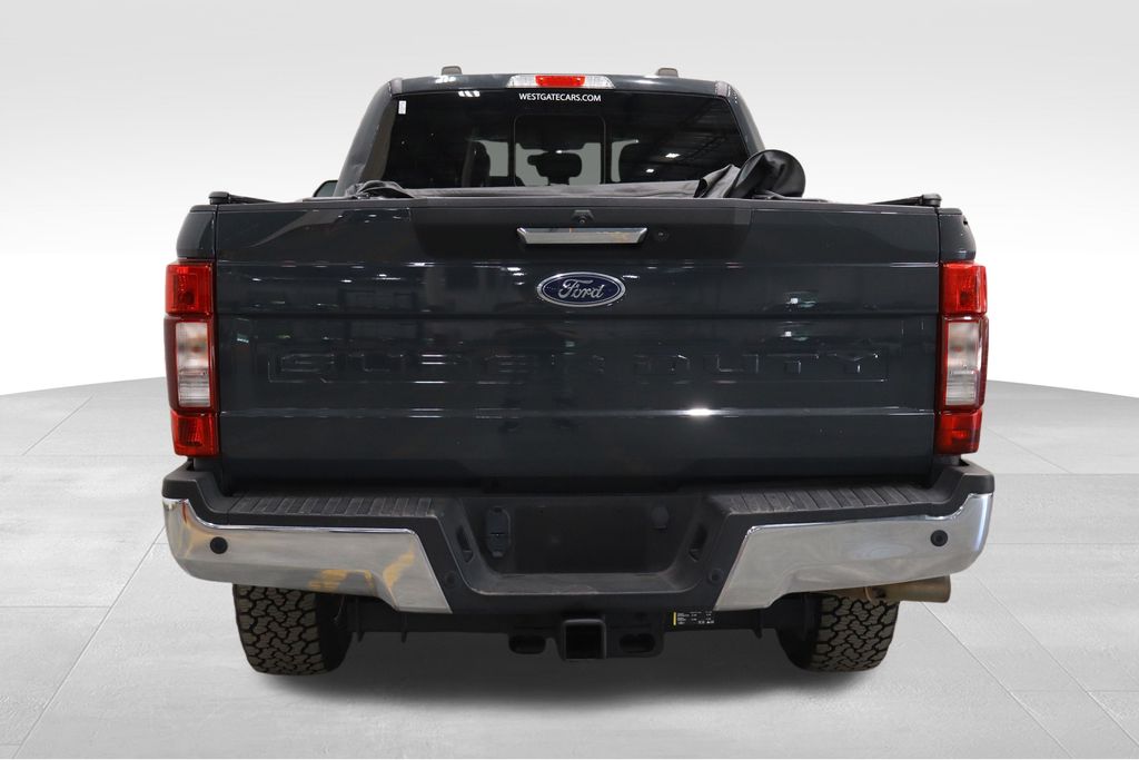 Vehicle image 6 of 42