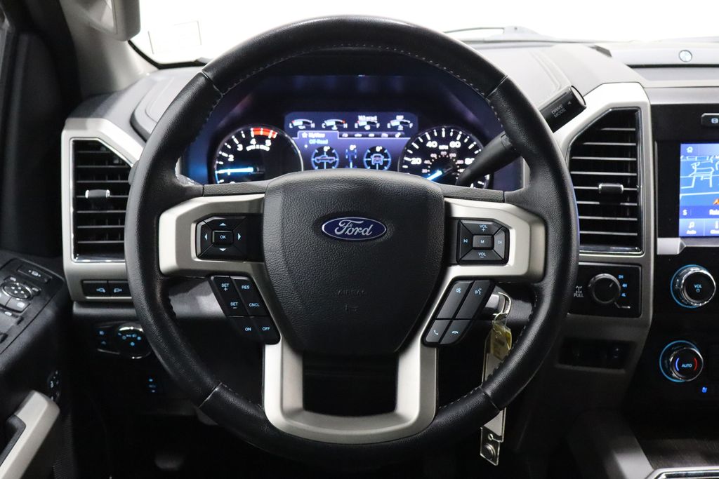 Vehicle image 23 of 42