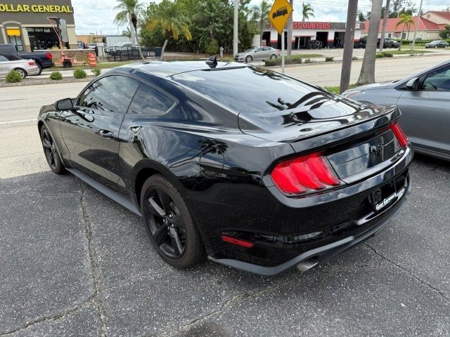 2021 Ford Mustang Image 4 of 10