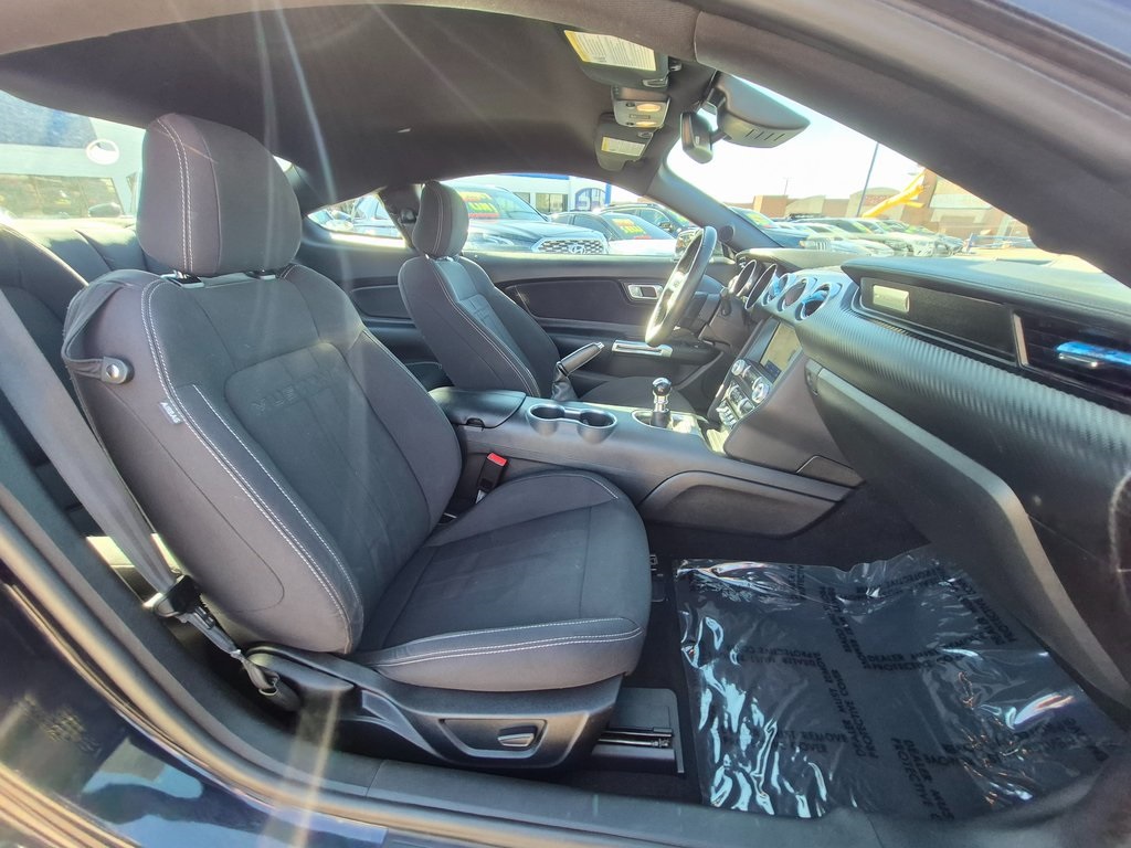 2021 Ford Mustang EcoBoost Image 13 of 22