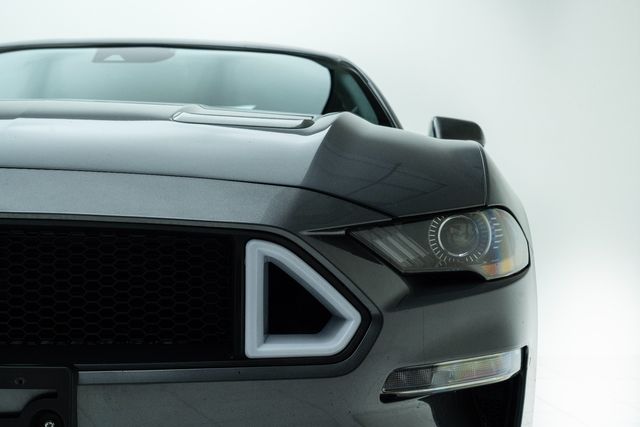 2021 Ford Mustang EcoBoost Image 6 of 44