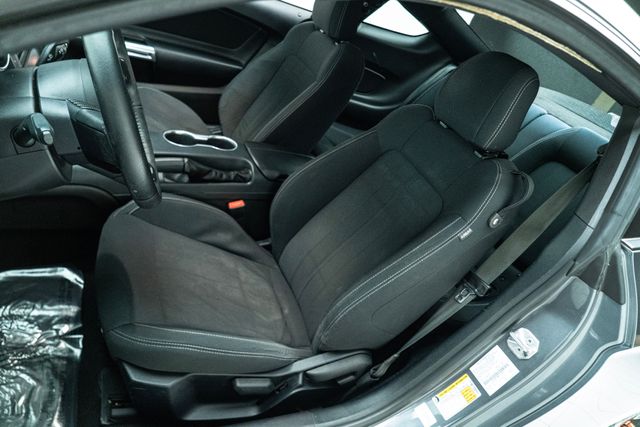 2021 Ford Mustang EcoBoost Image 36 of 44