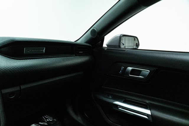 2021 Ford Mustang EcoBoost Image 26 of 44