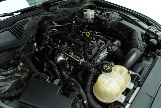 2021 Ford Mustang EcoBoost Image 43 of 44