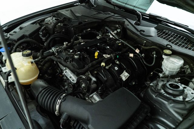 2021 Ford Mustang EcoBoost Image 42 of 44