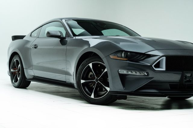 2021 Ford Mustang EcoBoost Image 2 of 44