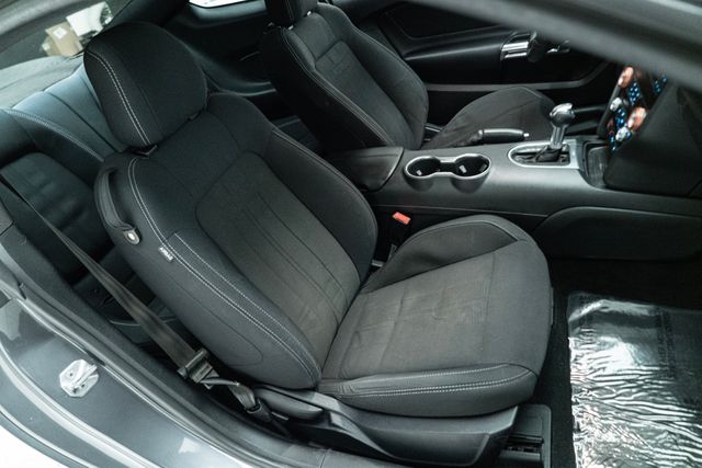 2021 Ford Mustang EcoBoost Image 38 of 44