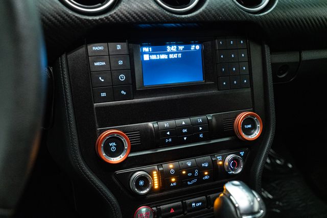 2021 Ford Mustang EcoBoost Image 25 of 44