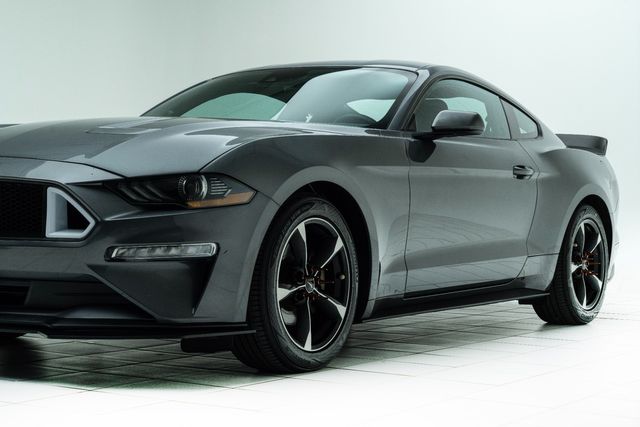 2021 Ford Mustang EcoBoost Image 8 of 44