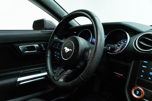 2021 Ford Mustang EcoBoost Image 32 of 44