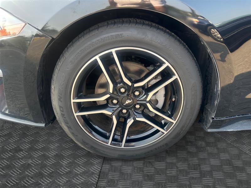 Vehicle image 13 of 14