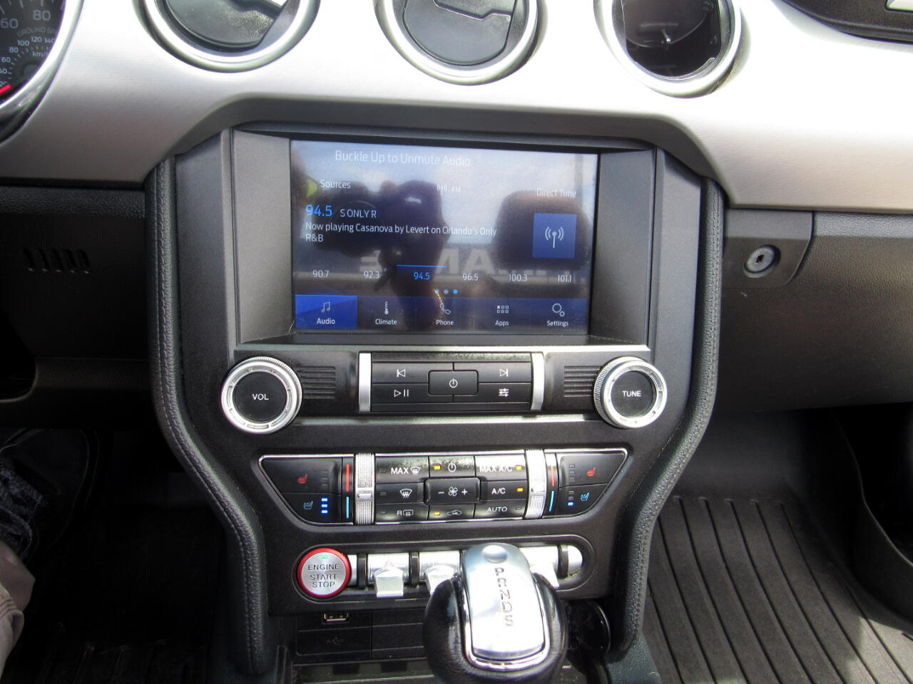 2021 Ford Mustang Image 40 of 70